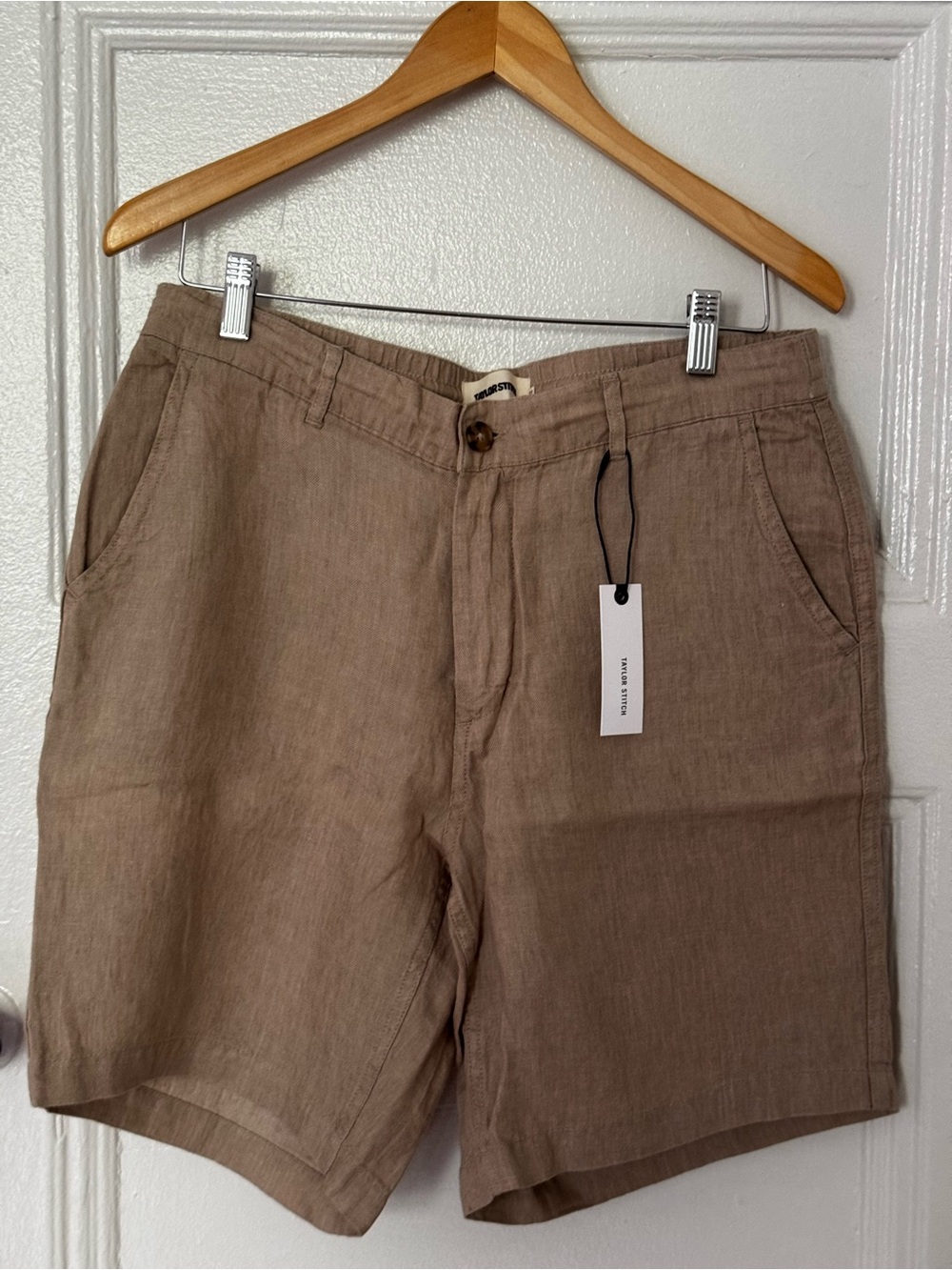 Taylor Stitch Men's Flat Front Linen Shorts- natural color